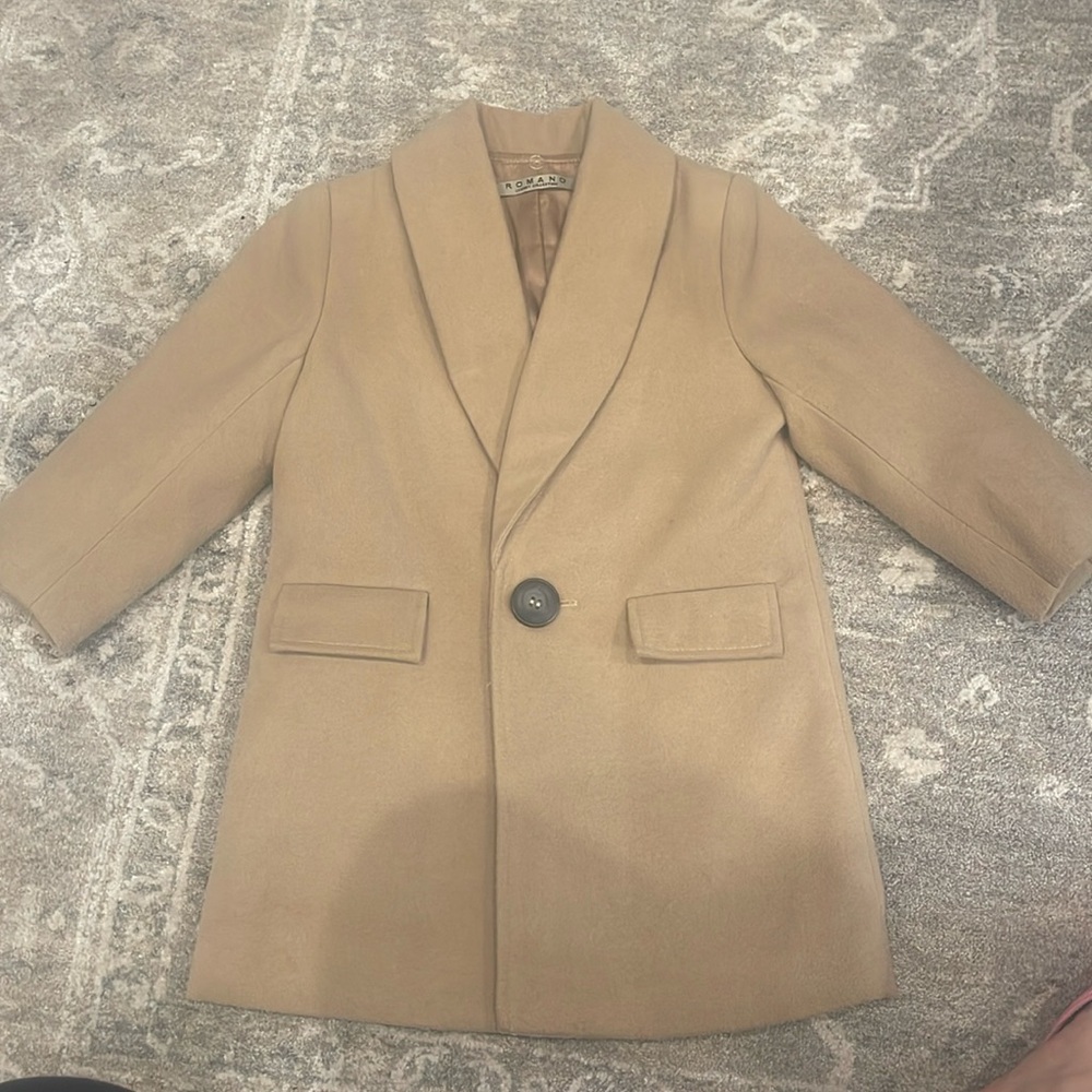 Romano camel color coat sz 2